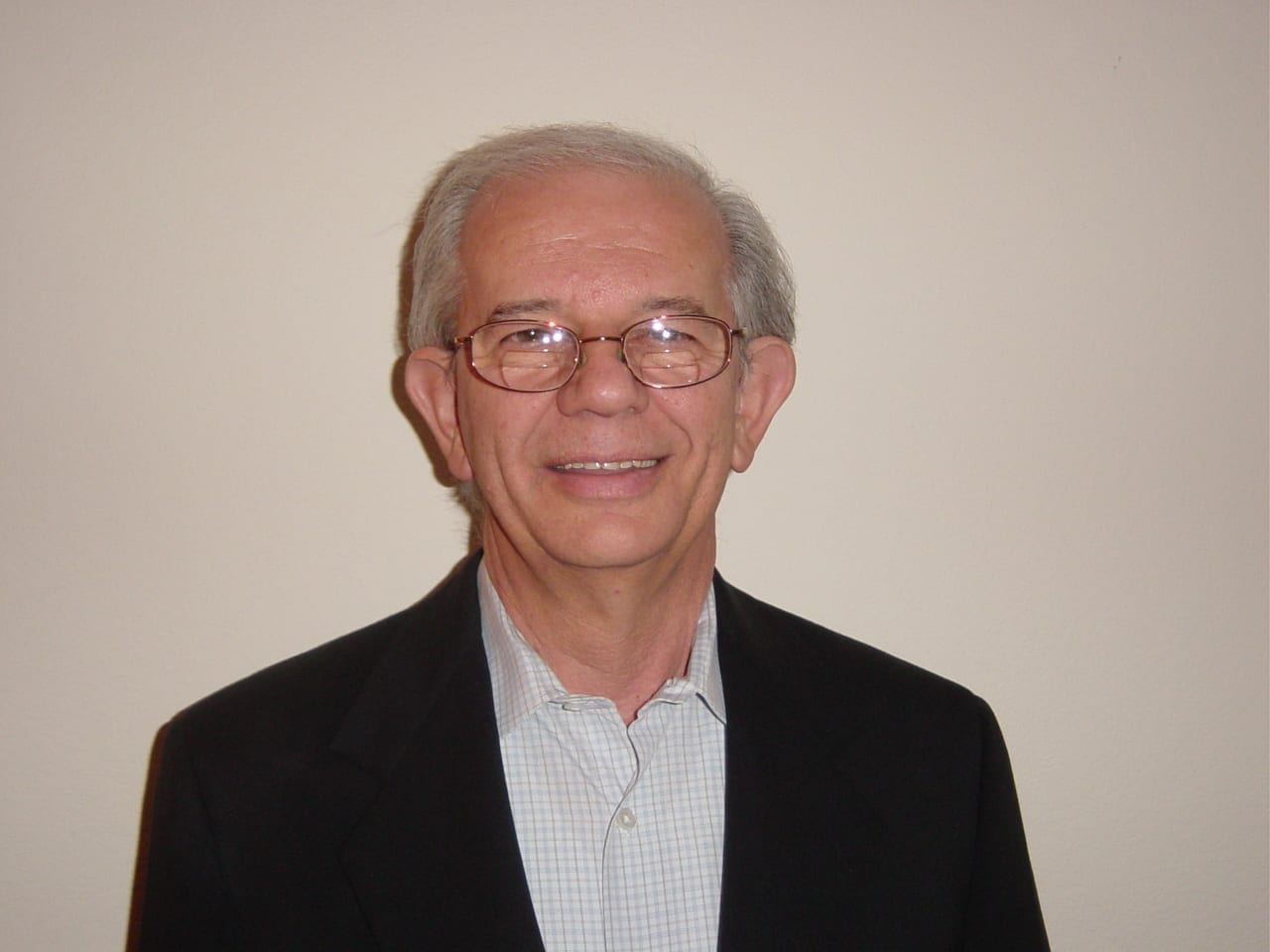 Dr. John T. Cocoris Dr. John T. Cocoris